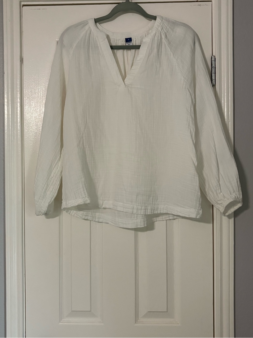 Old Navy White Gauze Split-Neck Peasant Blouse